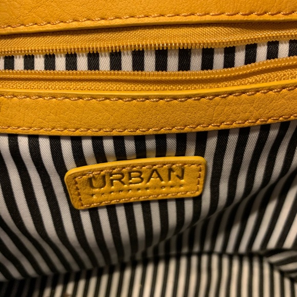 Handbag - Picture 3 of 3